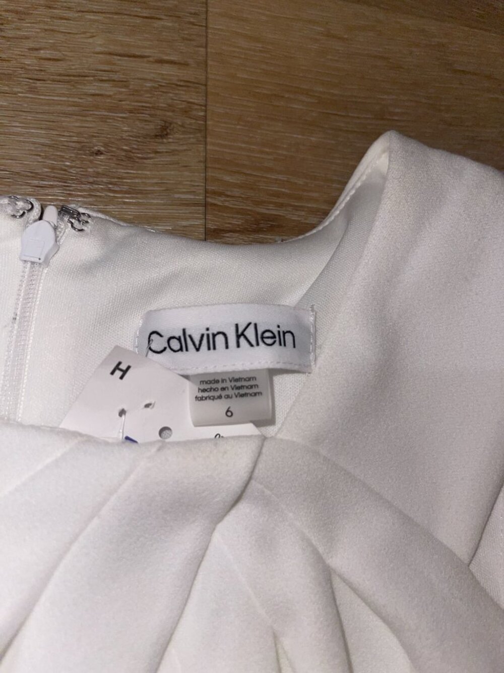 Calvin Klein Dress Size 6 White Sheath Pleated Halter Zipper NWT - Picture 3 of 9